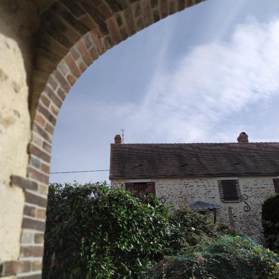 Gîte l'École Buissonnière Cheu Exterior foto